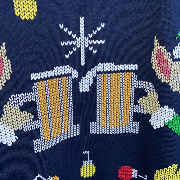 Holiday cheers tshirt with elves size xl NWT navy ugly Christmas tshirt - Picture 4 of 5